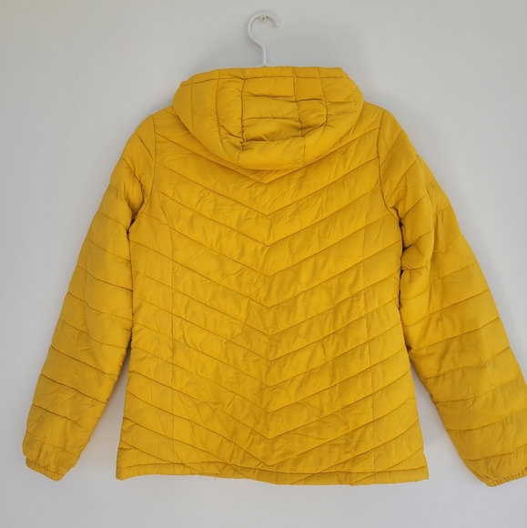 Mountain Warehouse yellow hiking puffer - Picture 3 of 8